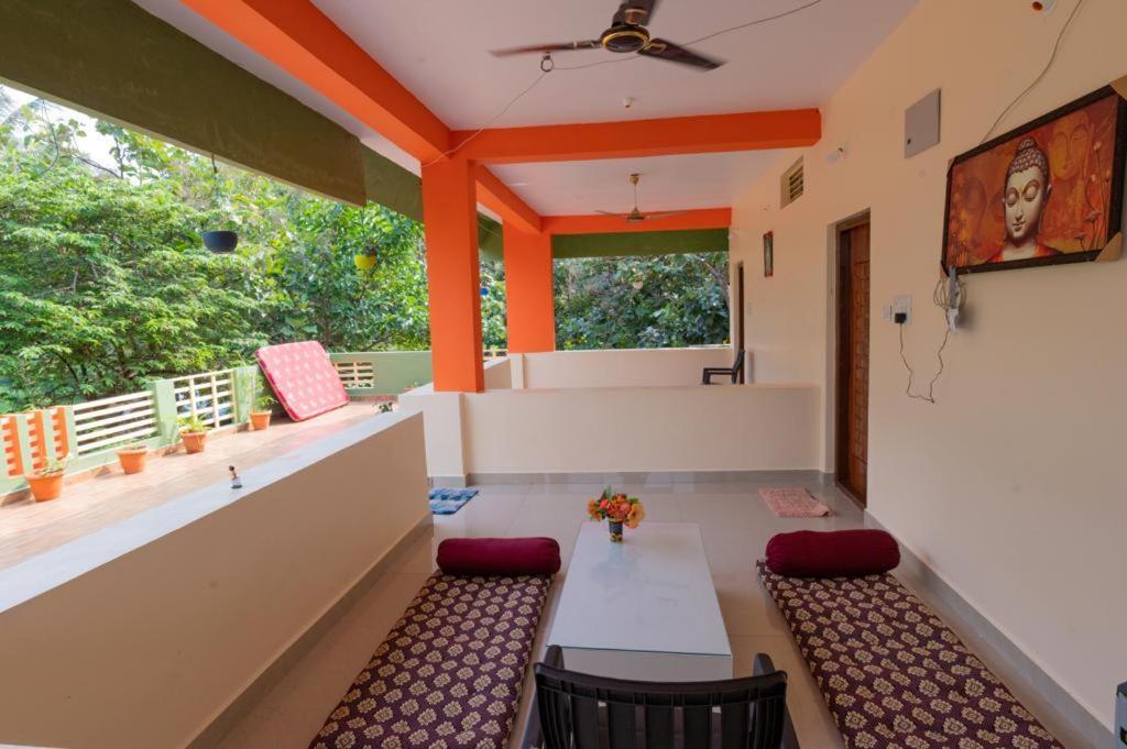 Saptami Hampi Homestay Exteriör bild