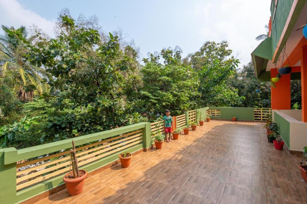 Saptami Hampi Homestay Exteriör bild