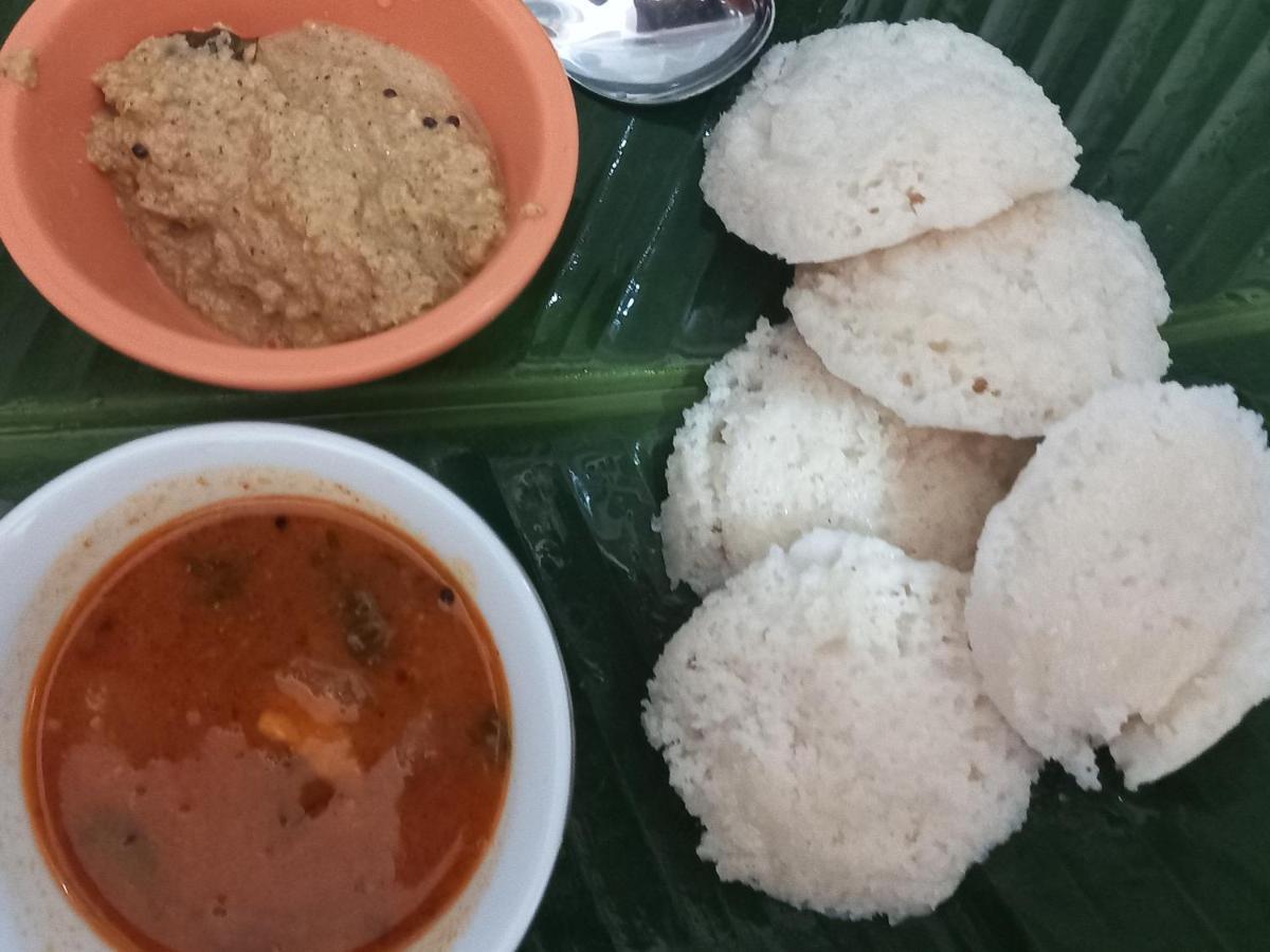 Saptami Hampi Homestay Exteriör bild