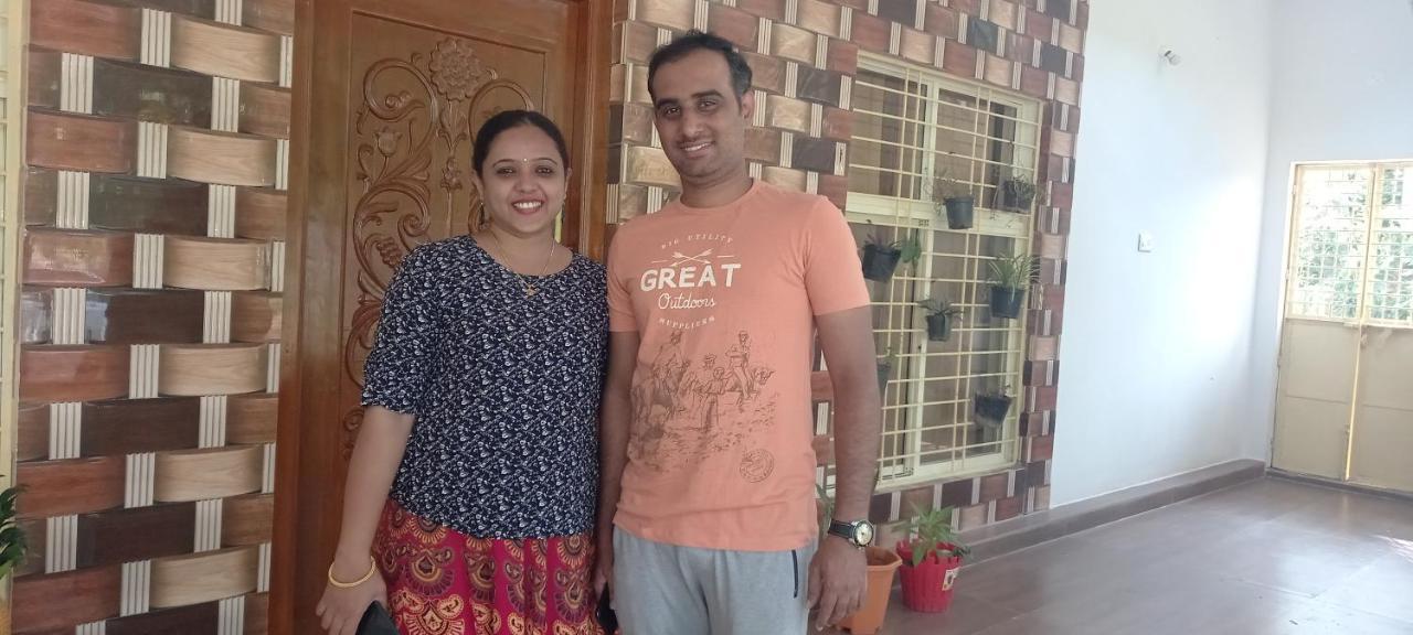 Saptami Hampi Homestay Exteriör bild