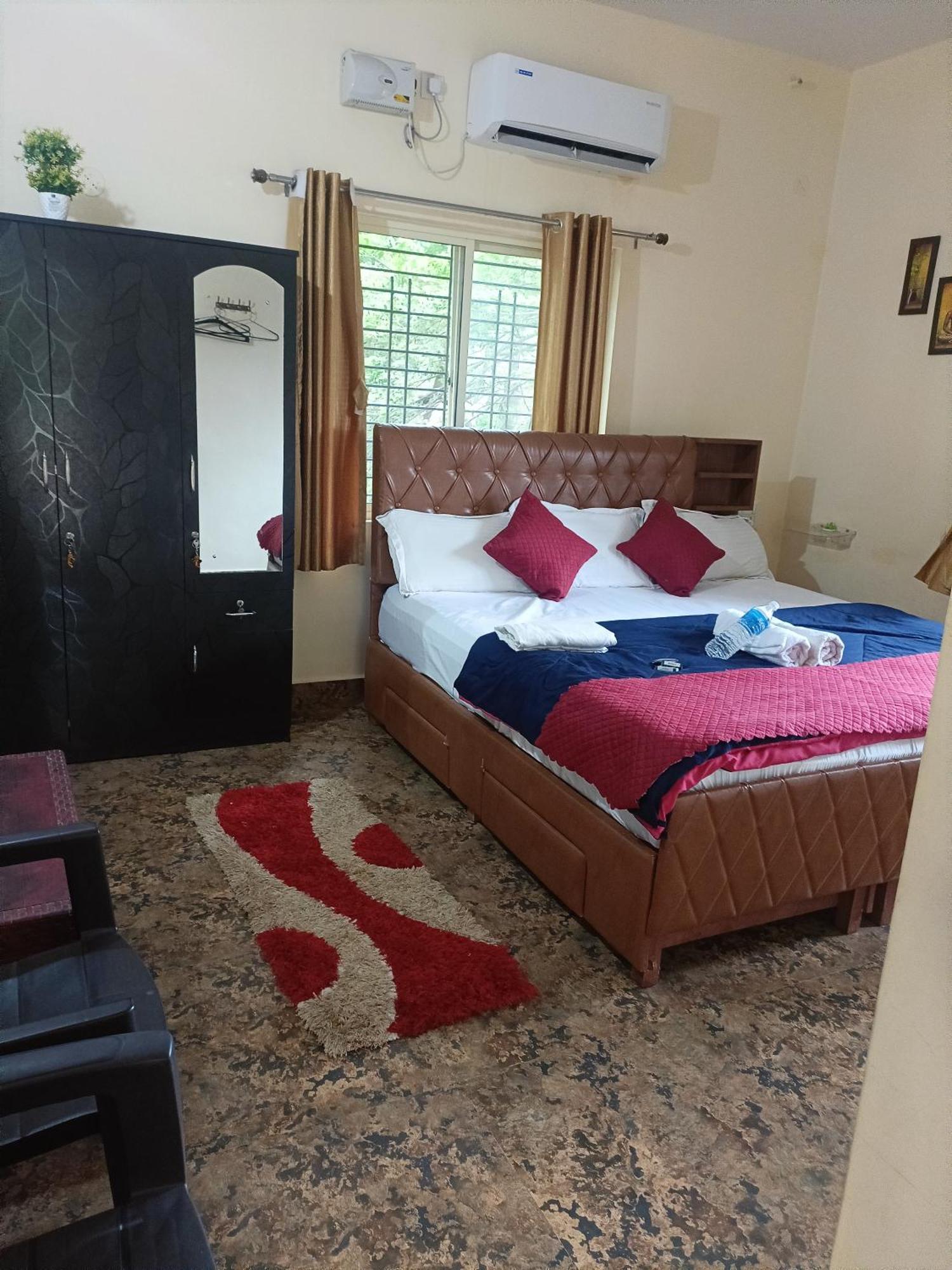 Saptami Hampi Homestay Exteriör bild